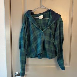 American Eagle Cropped Flannel With Hoodie